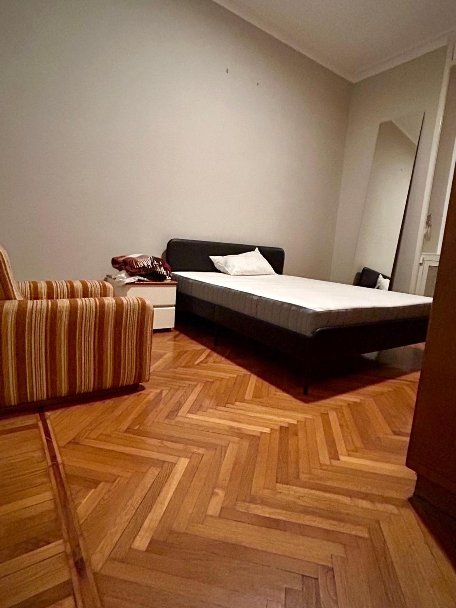 1p Apartment